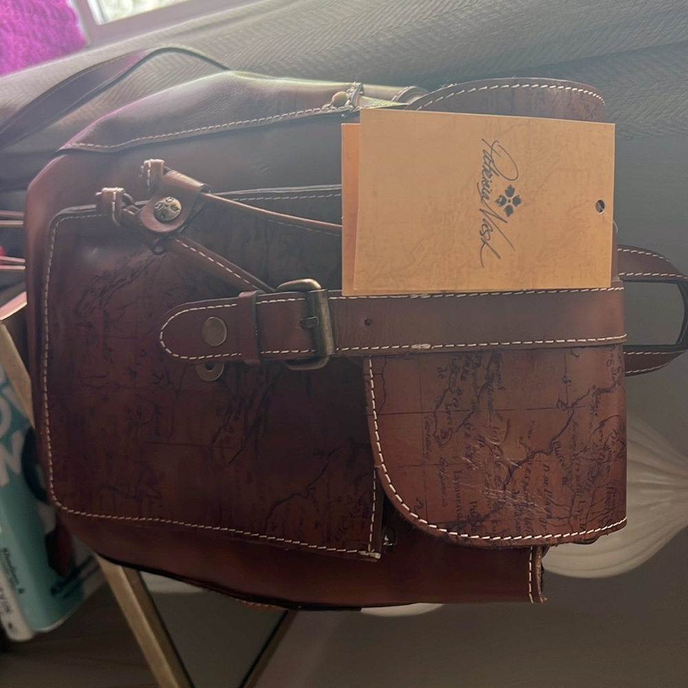 Patricia Nash Casape Backpack in Signature Map - Picture 3 of 6